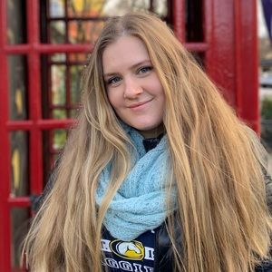 Meet your Posher, Alexandra